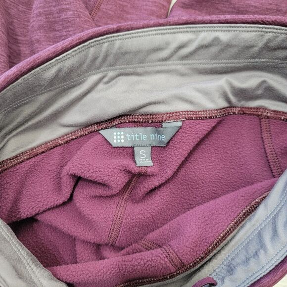 Title Nine Leggings Size Small Purple Fleece Lined Athleisure Outdoors Comfy - Picture 7 of 11